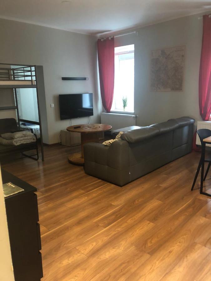Apartament Srodmiescie 1 Sypialnia Oraz 1 Salon Wałbrzych Exteriör bild