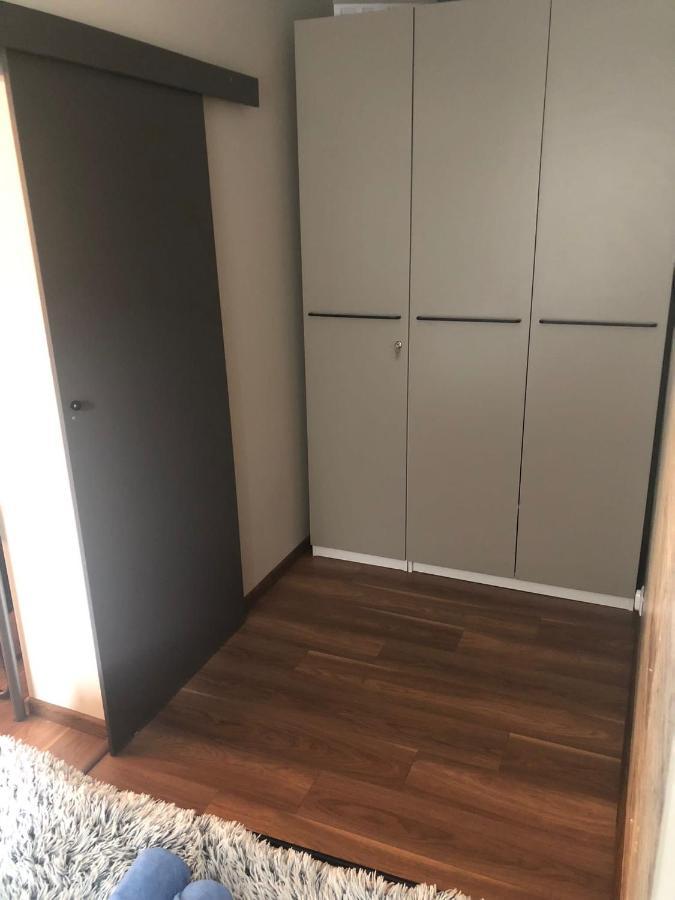 Apartament Srodmiescie 1 Sypialnia Oraz 1 Salon Wałbrzych Exteriör bild