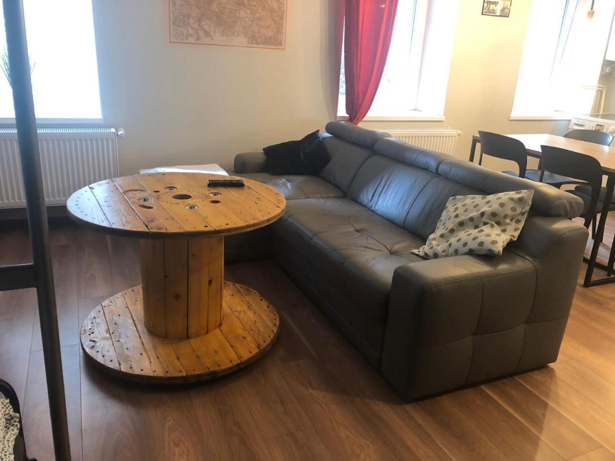 Apartament Srodmiescie 1 Sypialnia Oraz 1 Salon Wałbrzych Exteriör bild